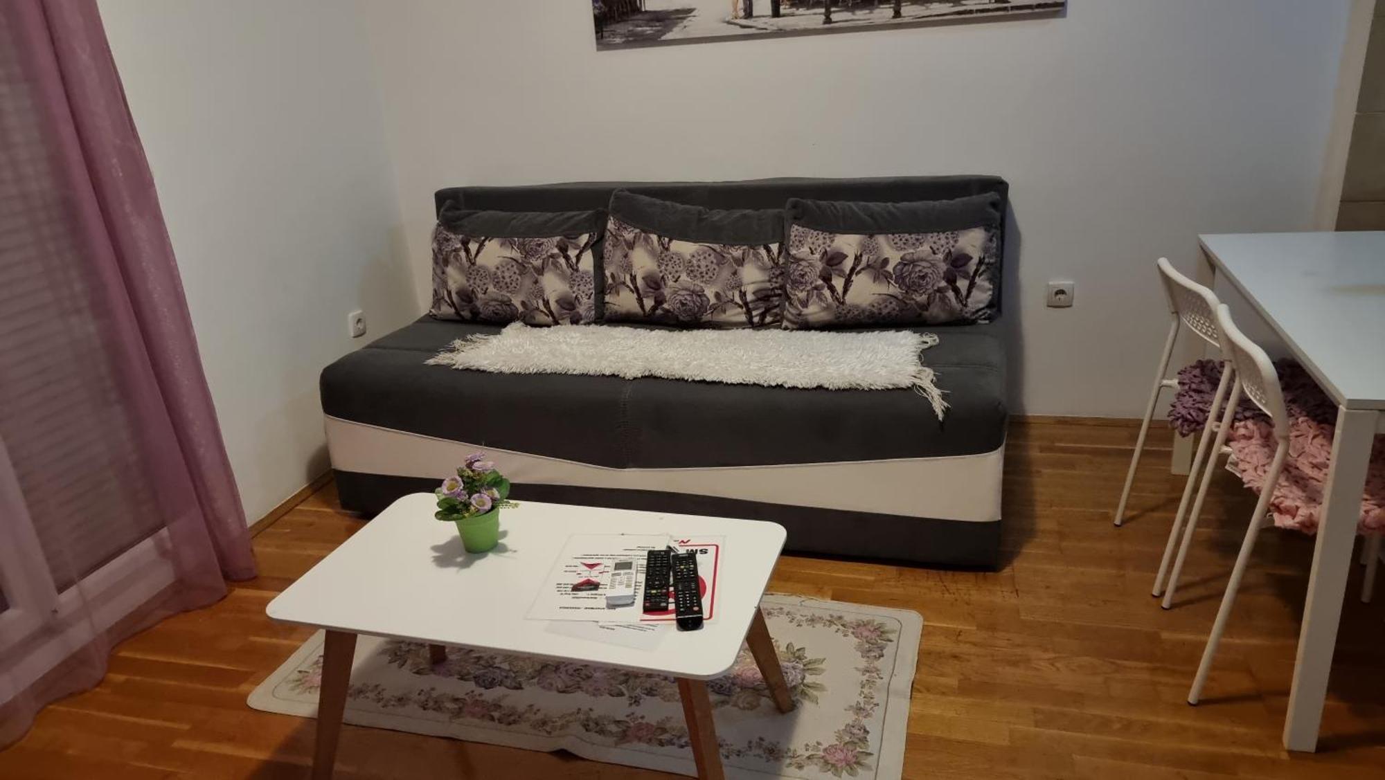 Nakii Apartmani Podgorica Habitación foto